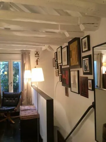 Le Marais Maison En Ville Paris 0*,